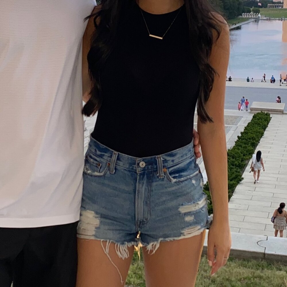 Abercrombie & Fitch Annie High Rise Short - Medium Destroy - 26